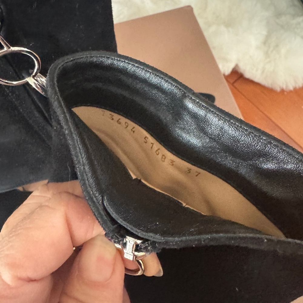 Gianvito Rossi Black Chain Heeled Boots - Picture 7 of 10